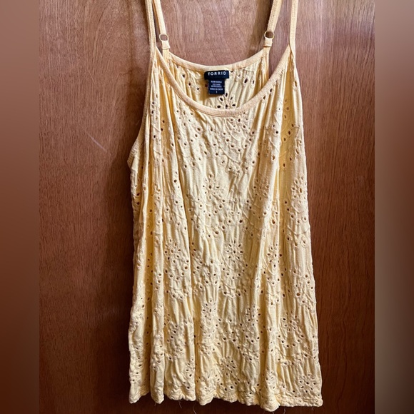 Torrid Yellow Sleeveless Camisole Top - Picture 1 of 4